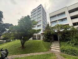 Bukit Batok West Avenue 8 (D23), Shop House #581716421